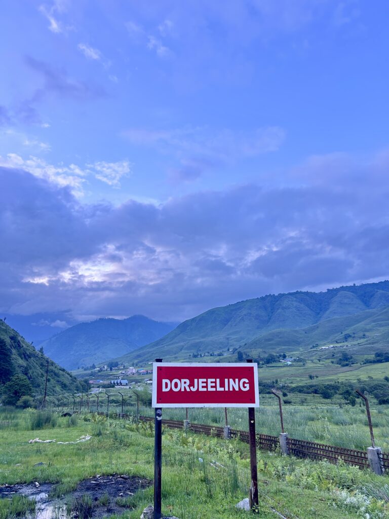 Dorjeeling Signboard